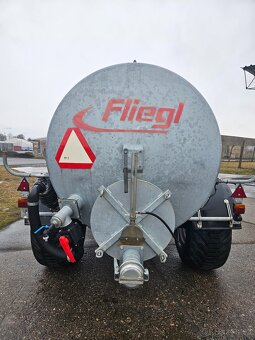 Fekální cisterna FLIEGL 8m3 - 7