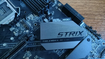 Asus ROG STRIX Z390-F GAMING - 7