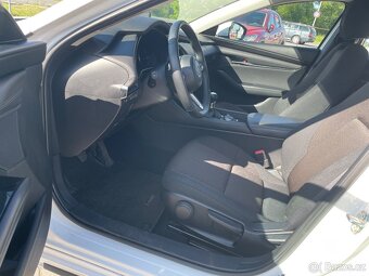 Mazda 3 G122Plus sedan - 7