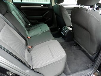 Volkswagen Passat 2.0 TDi 110 kW SERVIS VW r.v. 2018 - 7