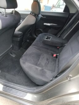 Civic najeto 161 tis.km - 7