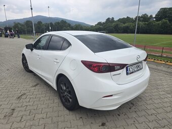 Mazda 3 - 7