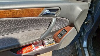 Mercedes -Benz C220 CDI 2.2 105kw rok-2004 - 7