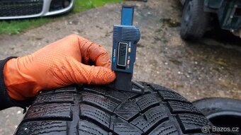 Zimní pneu Goodyear UltraGrip SUV 235/55 R18 - 7