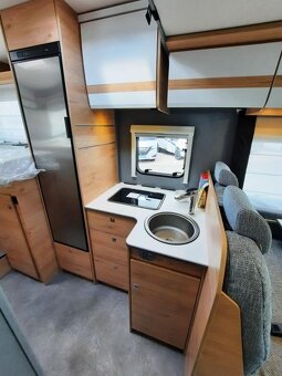 Obytný automobil Fiat Ducato Dethleffs 05/2025 - 7