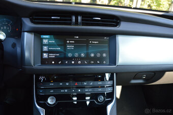 Jaguar XF 3.0d 221kW, r.v. 2017, adaptivní LED, TZ - 7
