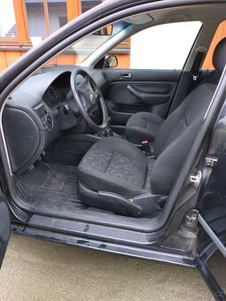 VW Golf IV 1,4 16V  55kW rok 1999 - 7
