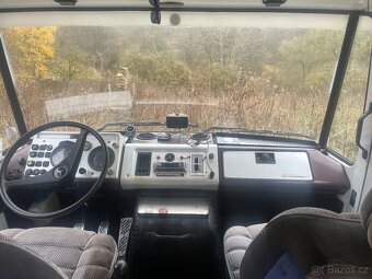 Prodám obytný Mercedes 608 D - 7