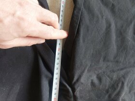 Pánské černé chinos kalhoty Reserved slim fit vel. 31 - 7