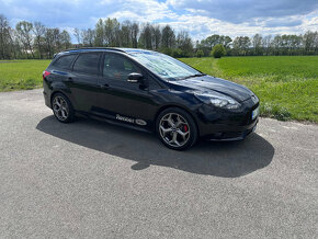 Ford Focus ST 250 - 7