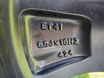 Pěkná zimní sada Škoda Superb 3 16" 5x112 215/60/16 - 7