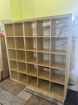 Nový pouze vybalený a sestavený čtvercový regál Ikea Expedit - 7
