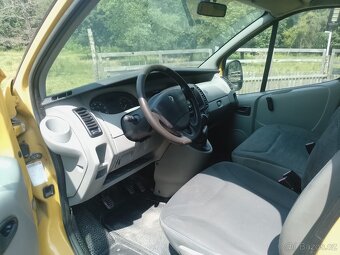 Renault Trafic 2.0dci - 7