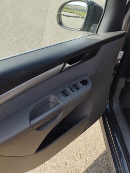 VW Sharan 2.0 TDI 103kW 7Míst - 7