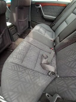 Prodám mercedes,w 202.1.8.benzin.94kw.rok1993. - 7