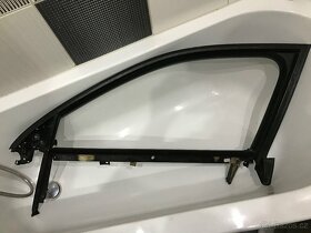 Boční zrcátko levé - 7