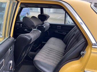 Mercedes-Benz W114/W115  230 - 7