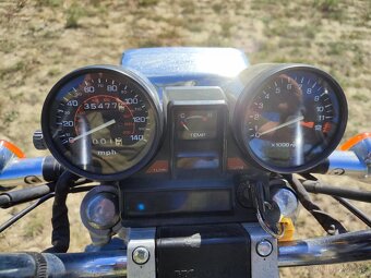 Honda Magna V30 VF500C - 7