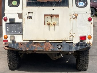 LAND ROVER DEFENDER 2,5D 9MÍST 1989 - 7