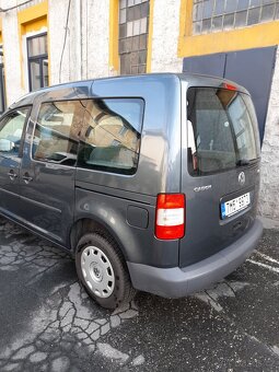 Prodám VW CADDY LIFE 1,6 MPi 75 Kw - 7