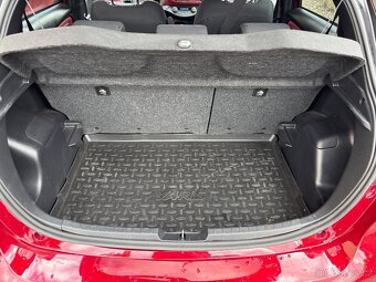 Toyota Yaris 1,5i r.v 2017 naj 20t - 7