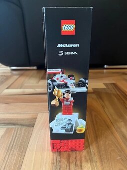 Nové Lego Icons 10330 McLaren MP4/4, Ayrton Senna - 7
