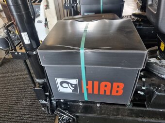 PRODÁM HYDRAULICKOU RUKU HIAB 138 - RÁDIO - 7