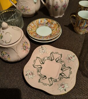 Mix retro porcelánových a keramických dekorativních kousků - 7