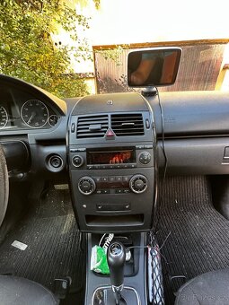 Mercedes Benz A200 - 7