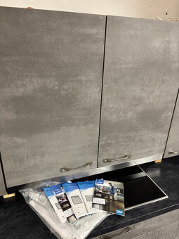 Moderní kuchyňská linka nepoužitá - 7