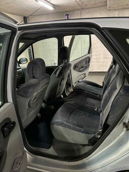 Renault Scénic 1.6 16V - 7