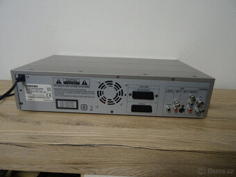 COMBO DVD+VHS rekordér Toshiba D-VR40 - kopíruje VHS na DVD - 7