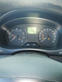Fabia II combi 2011 1,2 htp 51 KW - 7