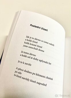 Jan Skácel, Kdo pije potmě víno - 7
