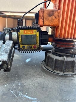 Tankovací nádrž na Naftu 900L - 7