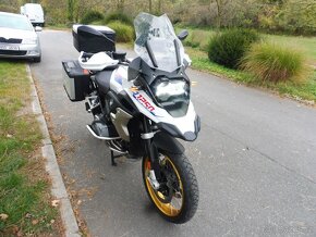 Prodám Bmw R 1250 GS rallye 1.maj. plná výbava.Odpoče - 7