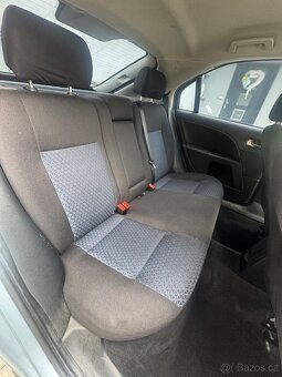 Ford Mondeo 1.8 - 7
