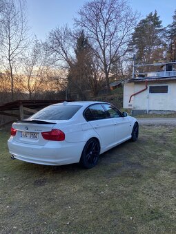 BMW E90 320D LCI 2012 - 7