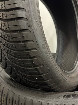 215/50 R18 celoroční Goodyear VECTOR 4SEASONS GEN-3 - 7