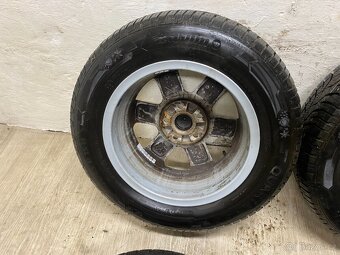 ALU KOLA ŠKODA R15 5x112 SE ZIMNÍMI PNEU BARUM 195/65R15 - 7