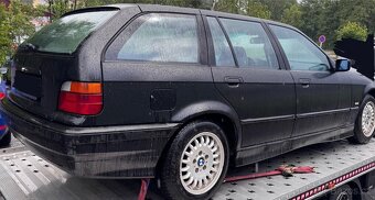 BMW E36 318i Touring bez Stk - 7