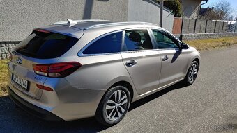 Hyundai i30 kombi 1,4 T-GDI 103KW Style Premium - 7