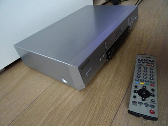 Špičkový videorekordér PANASONIC NV-HV61, 6 hlav,Hifi Stereo - 7