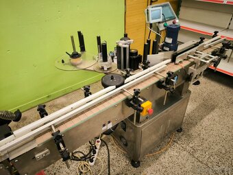 Plnící linka a etiketovací stroj - 7