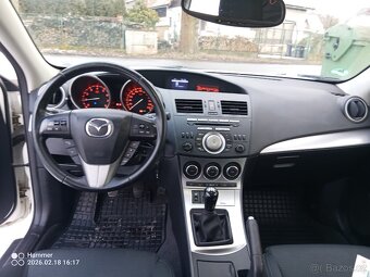 Mazda 3 1.6 benzín 120.000 km  2010 - 7