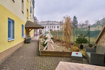 Prodej bytu o dispozici 2+1 s využitím společné zahrady a pa - 7