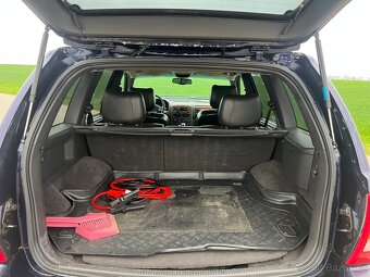 Jeep Grand Cherokee 3.1 - 7