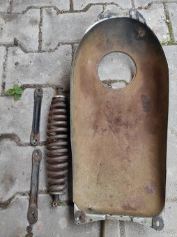 Kryt nádrže ČZ 175 předválka - 7
