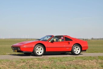 Ferrari 328 GTS z roku 1987 - 7