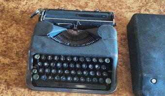 Prodám švýcarský starožitní psací stroj Hermes Baby - 7